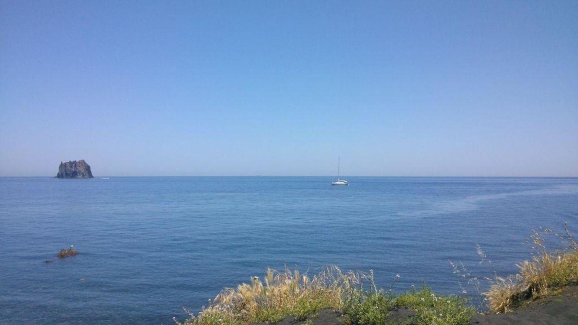 Ferienhaus Am Meer Mit Terrasse Und Garten Villa Stromboli Exterior photo