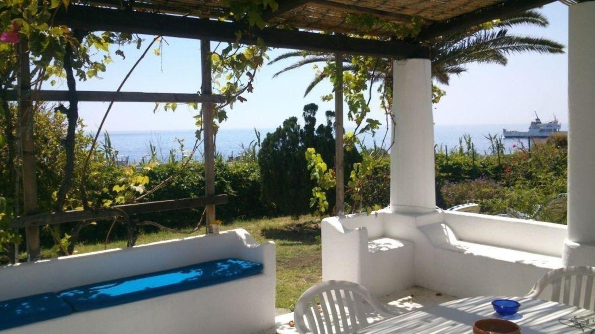 Ferienhaus Am Meer Mit Terrasse Und Garten Villa Stromboli Exterior photo