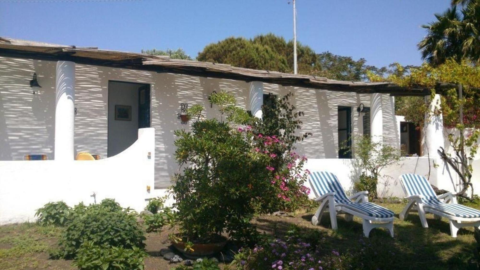 Ferienhaus Am Meer Mit Terrasse Und Garten Villa Stromboli Exterior photo