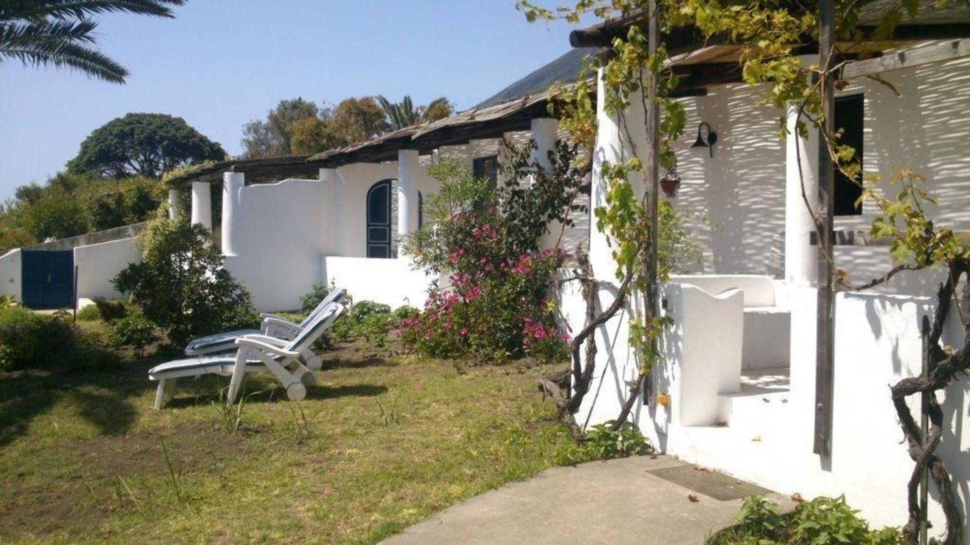 Ferienhaus Am Meer Mit Terrasse Und Garten Villa Stromboli Exterior photo