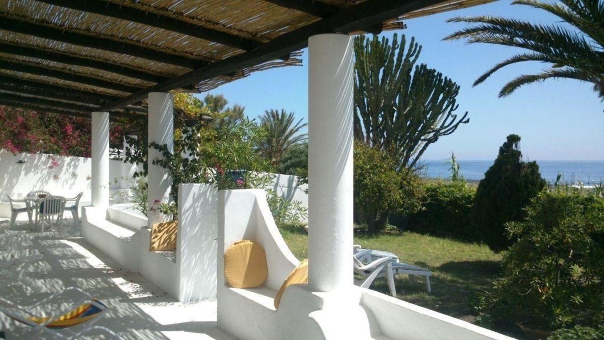 Ferienhaus Am Meer Mit Terrasse Und Garten Villa Stromboli Exterior photo